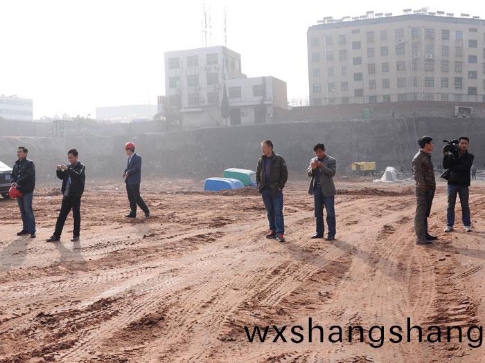 莱芜茂业中心项目土石方开挖及外运工程